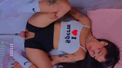 Snapshot of a1ly chatting on 09.18.25 Ally online show from 09.18.25