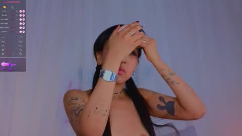 Snapshot of a1ly chatting on 11.11.25 Ally online show from 11.11.25