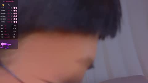 Snapshot of a1ly chatting on 11.21.25 Ally online show from 11.21.25