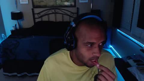 a4orce online show from 04.04.26