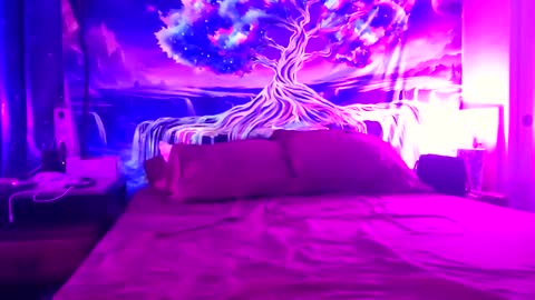 a_bad_guy_duh online show from 10.04.25