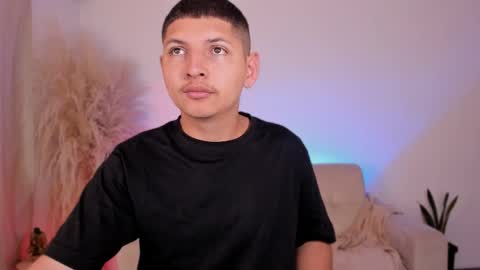 a_lejandro_0_8 online show from 04.04.26