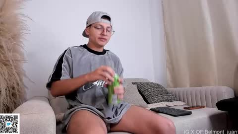 a_lejandro_0_8 online show from 04.21.26