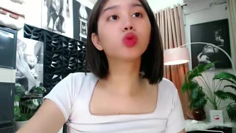 Lovely Yana  online show from 12.19.25