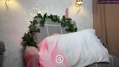 call me a Goddess online show from 02.24.25