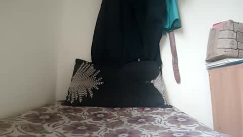 Aachujos online show from 12.05.25