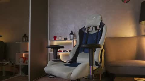 Alex online show from 10.27.25