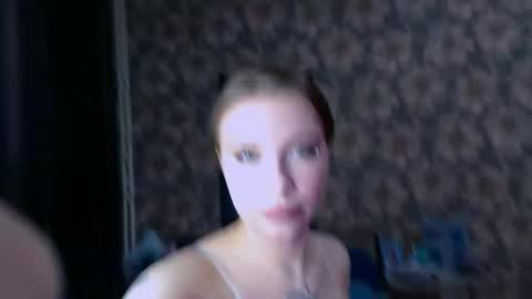 Snapshot of aalicebubble chatting on 10.15.25 Alice online show from 10.15.25