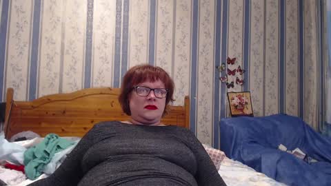 NINA online show from 04.10.26