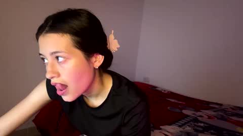 Snapshot of aantonella__ chatting on 03.12.25 antonella online show from 03.12.25