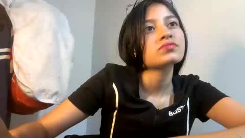 Snapshot of aantonella__ chatting on 09.22.25 antonella online show from 09.22.25