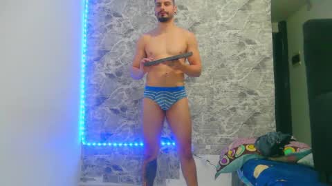 Aaron kwok online show from 12.19.24