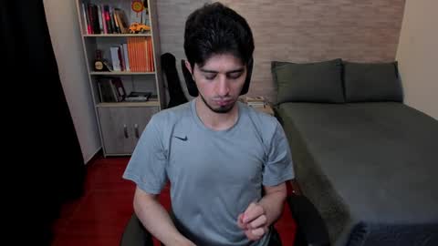 Aaron online show from 02.02.25