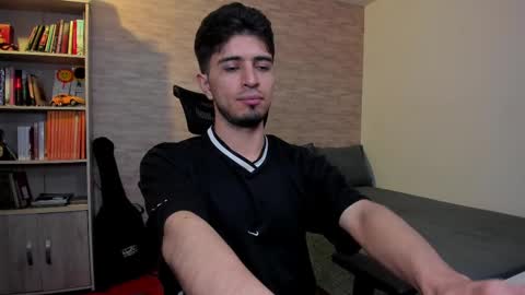 Aaron online show from 03.06.25