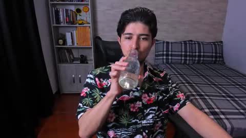 Aaron online show from 01.06.26