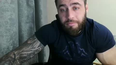 Snapshot of aaron_royal chatting on 04.22.26 Davin tayl online show from 04.22.26