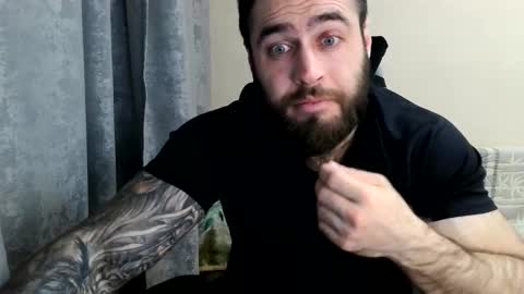 Snapshot of aaron_royal chatting on 04.30.26 Davin tayl online show from 04.30.26