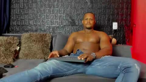 Snapshot of aaron_st chatting on 03.04.25 Aaron online show from 03.04.25