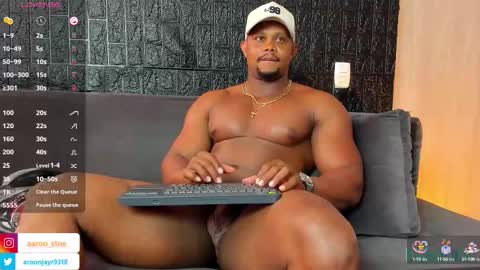 Snapshot of aaron_st chatting on 09.11.25 Aaron online show from 09.11.25