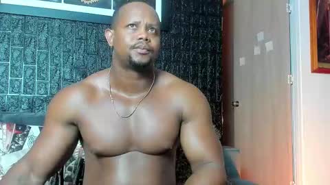 Snapshot of aaron_st chatting on 09.22.25 Aaron online show from 09.22.25