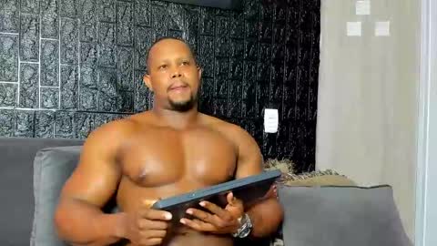 Snapshot of aaron_st chatting on 09.26.25 Aaron online show from 09.26.25