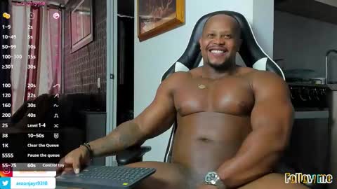 Snapshot of aaron_st chatting on 10.27.25 Aaron online show from 10.27.25