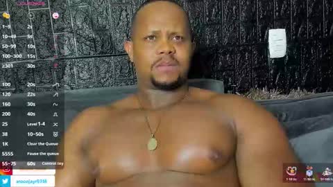 Snapshot of aaron_st chatting on 11.15.25 Aaron online show from 11.15.25