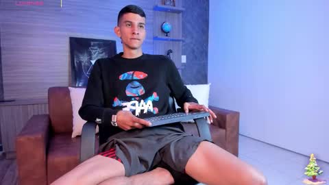 Aaron online show from 12.17.25