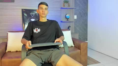 Aaron online show from 01.06.26