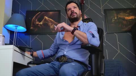 Aaron online show from 10.27.25