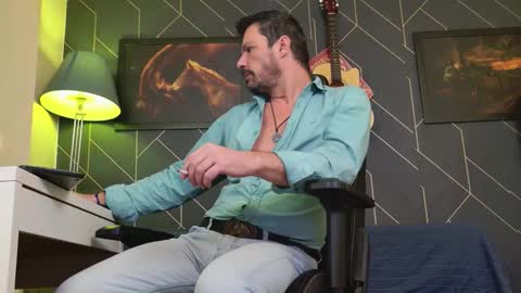 Aaron online show from 01.11.26