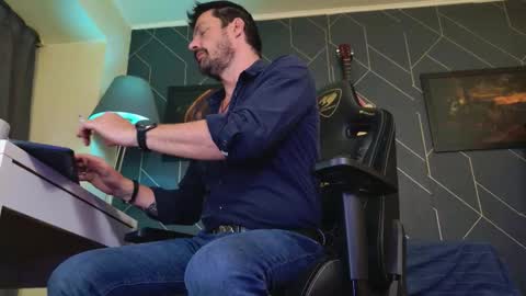 Aaron online show from 03.16.26