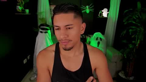 AARON  online show from 10.10.25