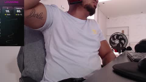 ig aaron hunter123 online show from 02.10.25