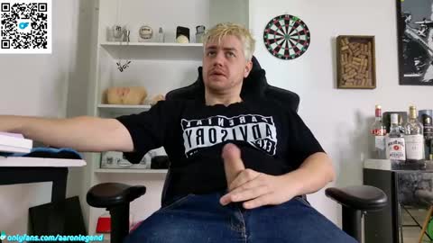 Aaron  online show from 04.11.26