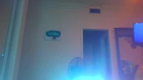 Snapshot of aaronprezent chatting on 10.15.25 aaronprezent online show from 10.15.25