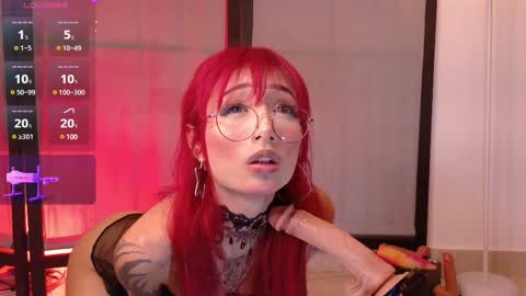 Snapshot of abbeey_ chatting on 03.07.25 Abbeey online show from 03.07.25