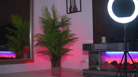 Snapshot of abbela_white chatting on 05.21.26 Alexa online show from 05.21.26