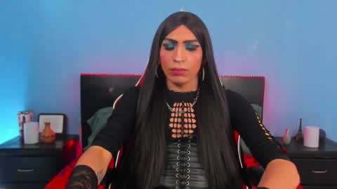 Abbigail Fuster  online show from 01.13.25