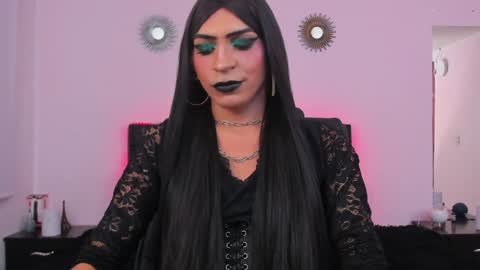 Abbigail Fuster  online show from 02.04.25