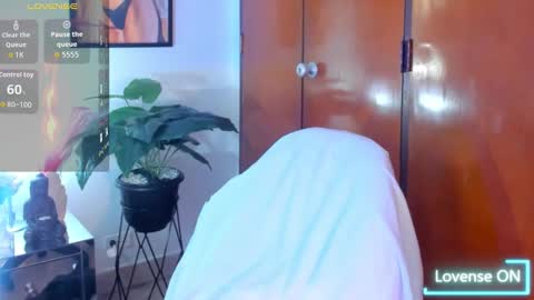 abby_blue01 online show from 09.16.25