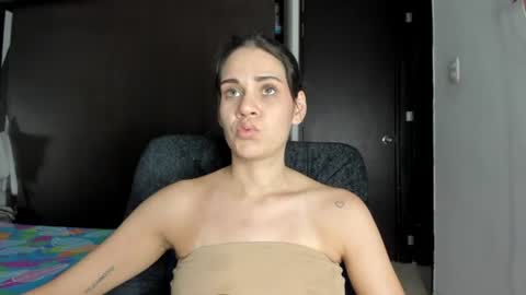 Snapshot of abby_connie chatting on 07.01.26 Abby Connie online show from 07.01.26