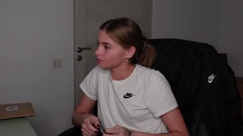 ABBY LAKER online show from 01.09.25