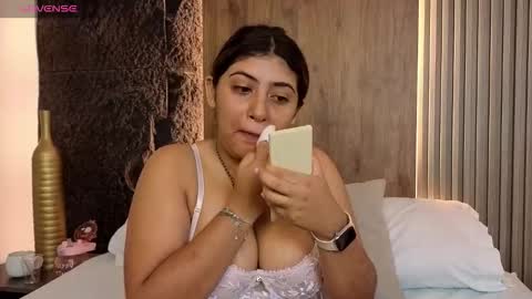 Snapshot of abby_millerr_ chatting on 11.20.25 Abbygail online show from 11.20.25