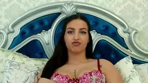 Snapshot of abby_moonx chatting on 06.24.26 Abby online show from 06.24.26