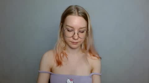 Abby Lovense is active online show from 01.24.25