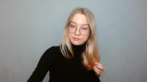 Abby Lovense is active online show from 02.03.25