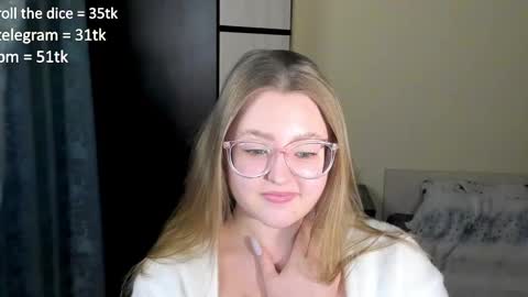 Abby    Stream at Sat  Sun  Mon  Fri online show from 01.05.25