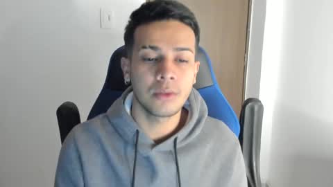 Independence model AbelAsburgo online show from 12.06.24