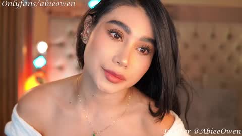 abie_owen online show from 01.14.25